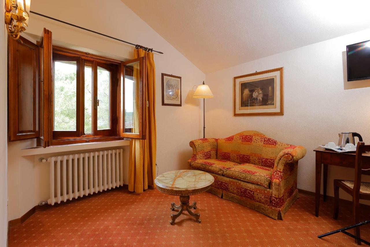 Relais Vignale & Spa Radda in Chianti Exterior photo