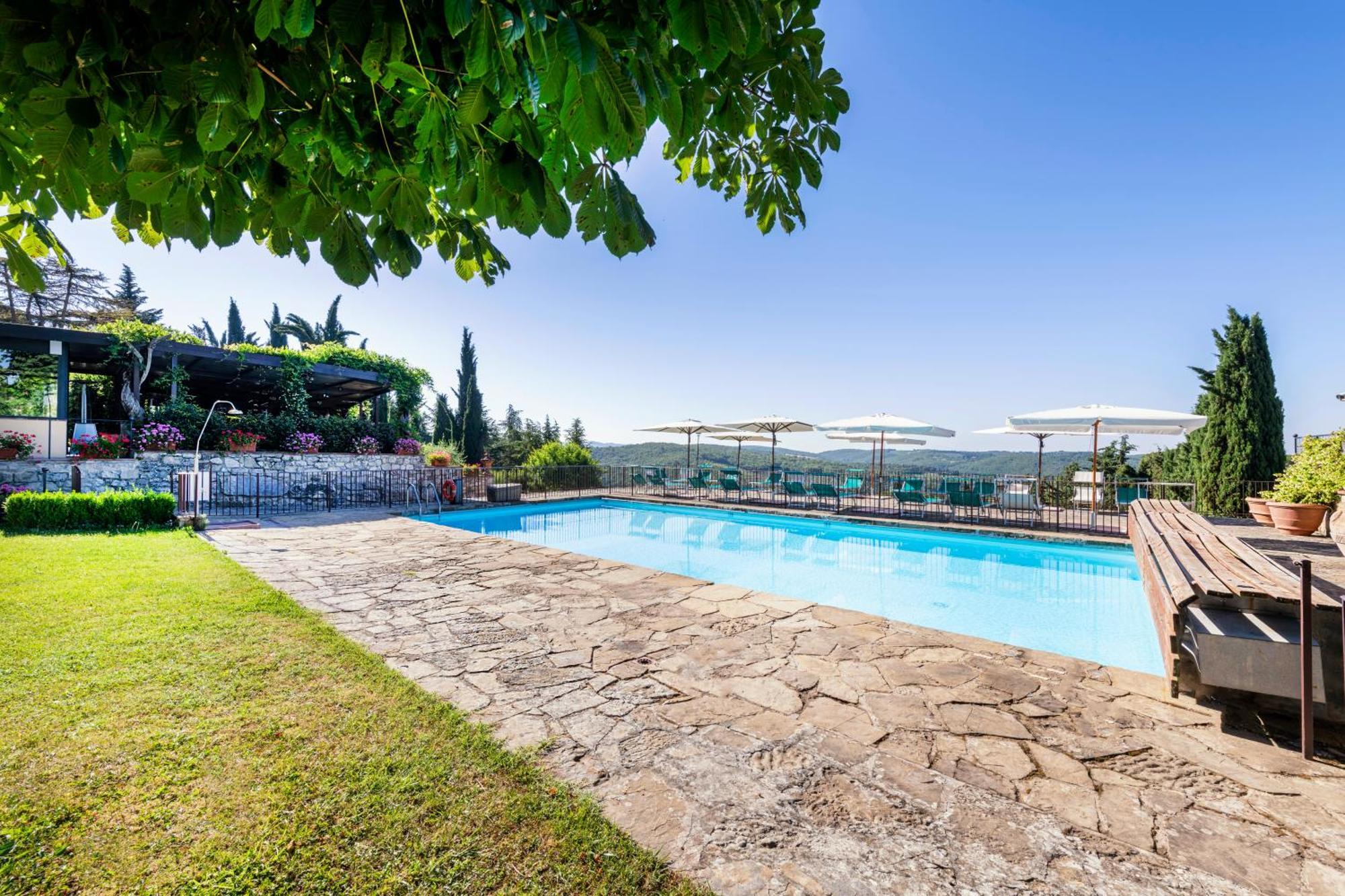 Relais Vignale & Spa Radda in Chianti Exterior photo